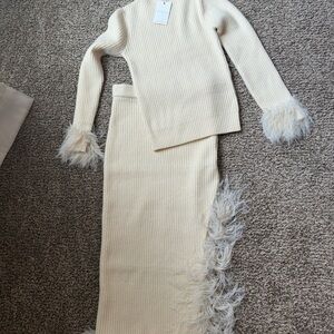 Elegant Beige Sweater and skirt set